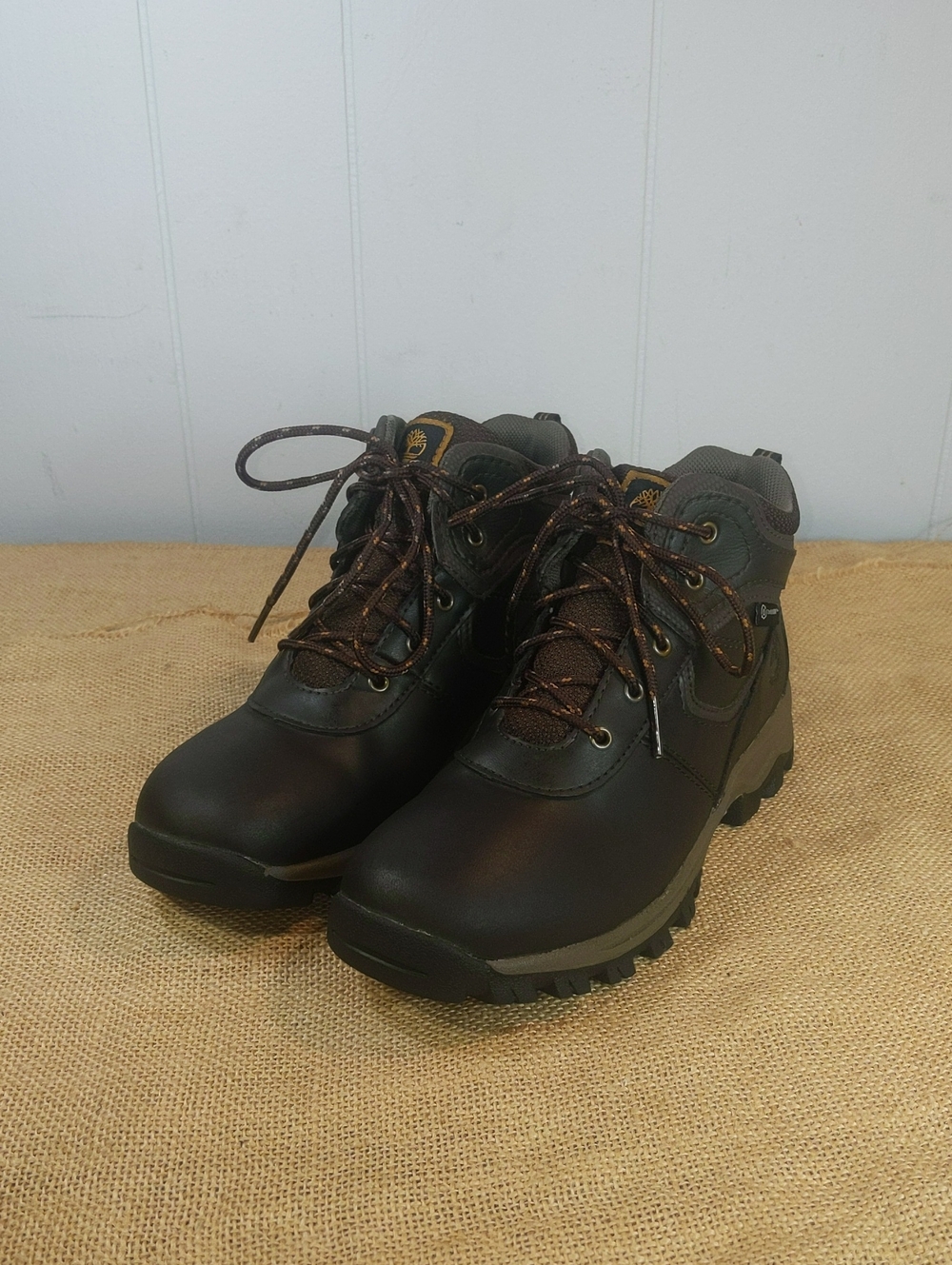 Timberland Mt. Maddsen Mid Waterproof Kid's Hiking Boots Sz 4, Brown/Black